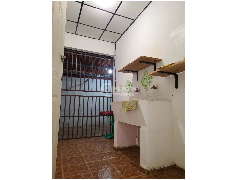 Se vende en urbanización marimar, la arena de chitré herrera