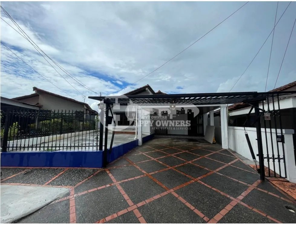 Venta de casa en villa de las fuentes 2, betania
