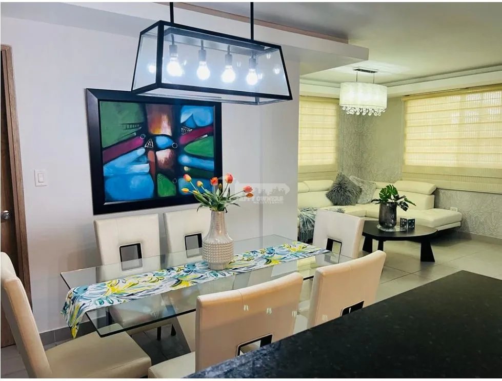 Venta de casa en villas del golf chitré