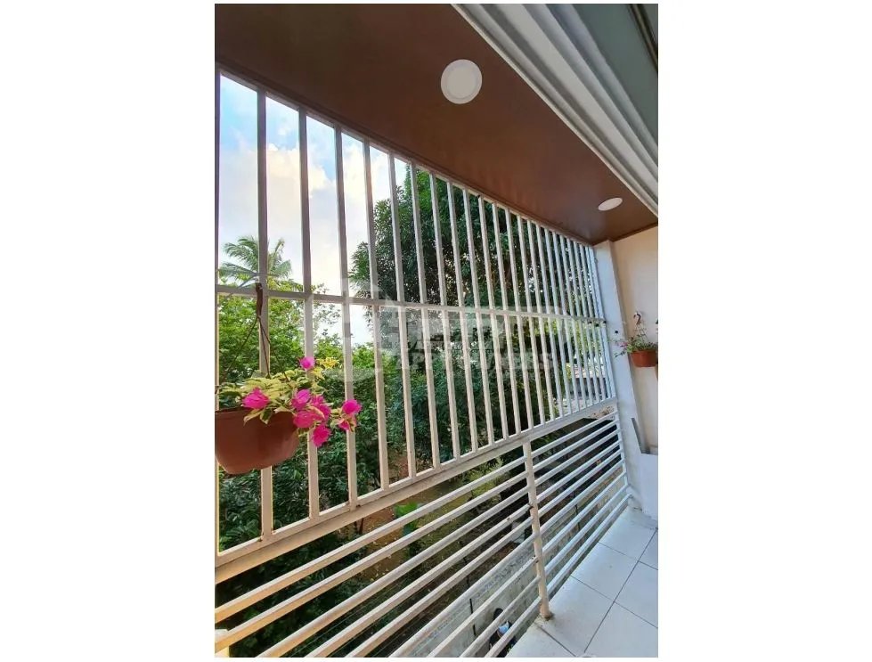 Venta de apartamento en ph ambar, la florida pedregal.