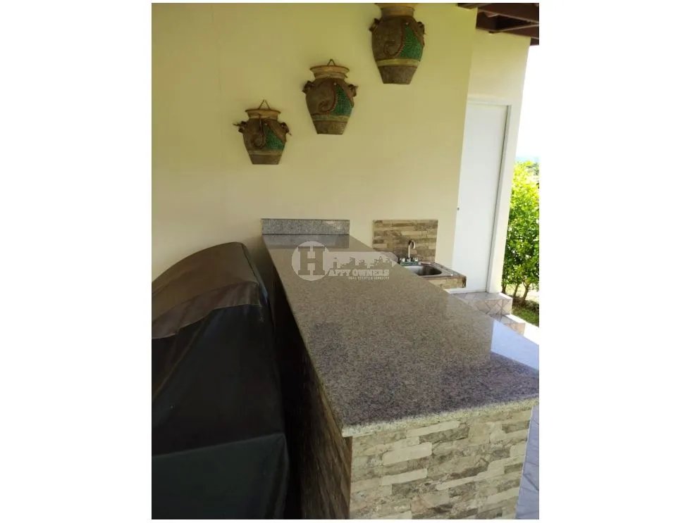 Venta de villa campestre en brisas de lajas, chame.