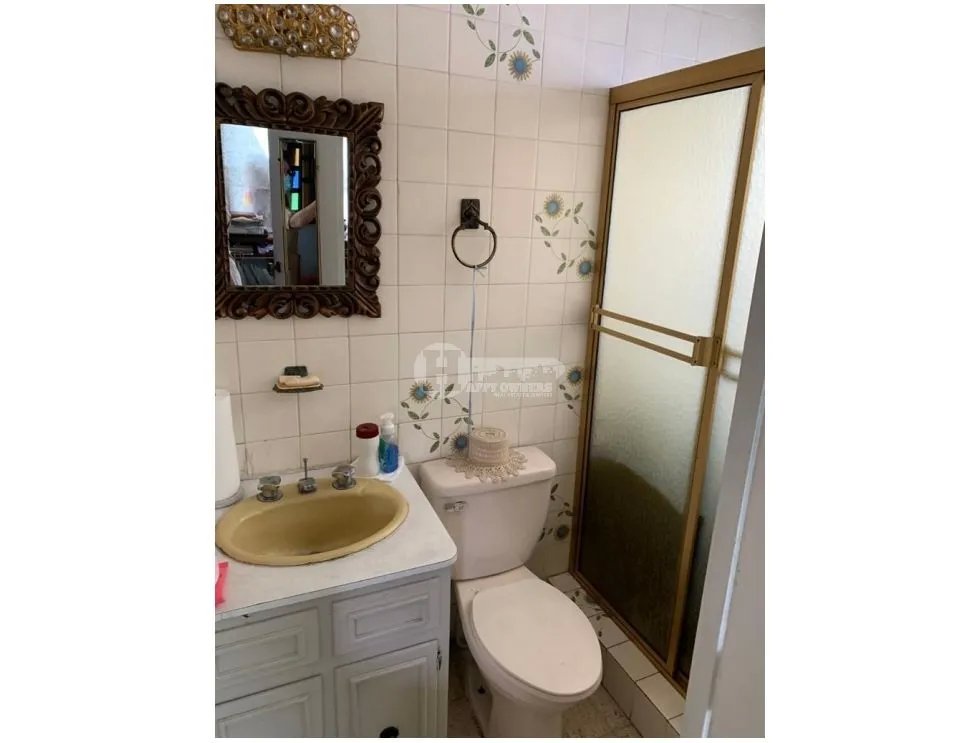 Se vende casa tipo chalet en betania