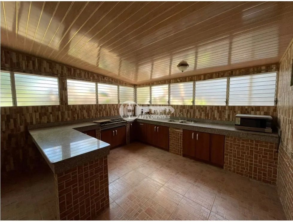 Vendo casa en las tablas, residencial europa.
