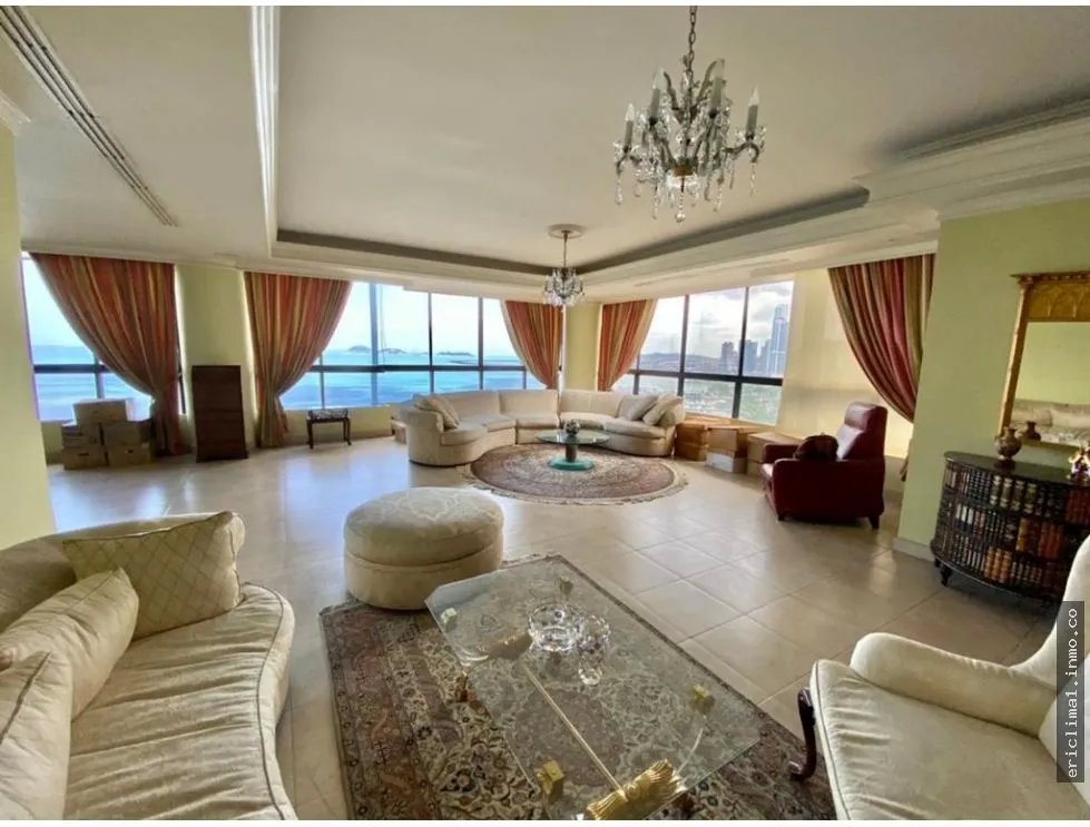 Venta de apartamento en ph condesa del mar, avenida balboa, panamá.