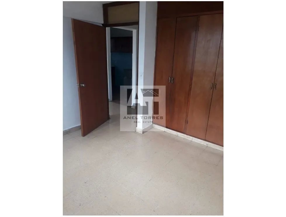 Se vende edificio daysi en betania, el ingenio.
