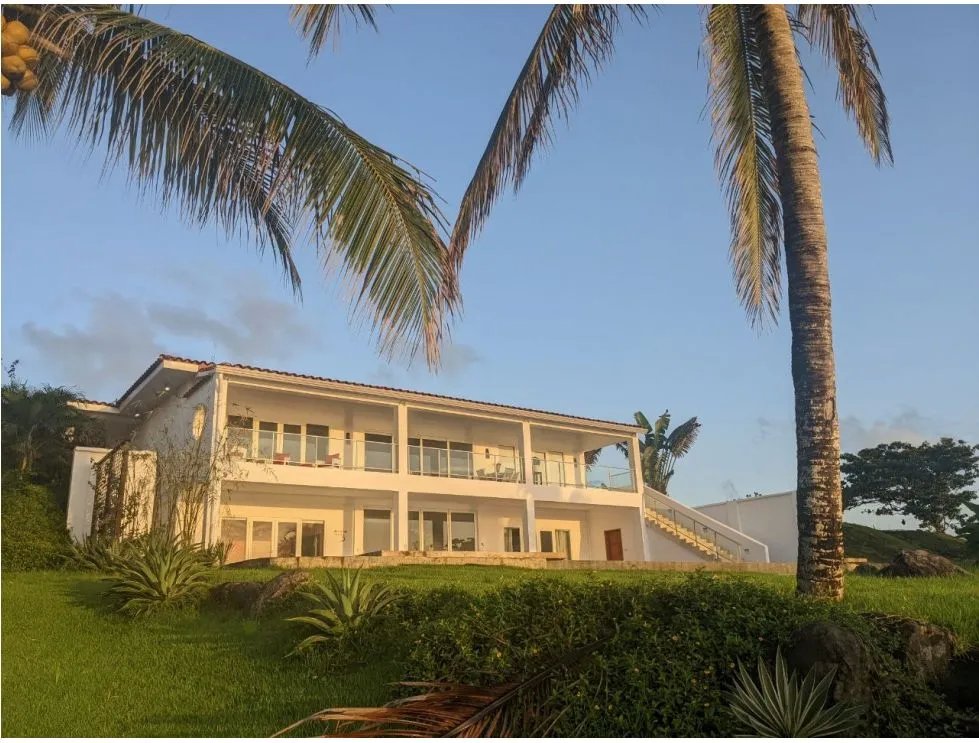 Venta de casa de lujo frente al mar en pedasí  andromeda