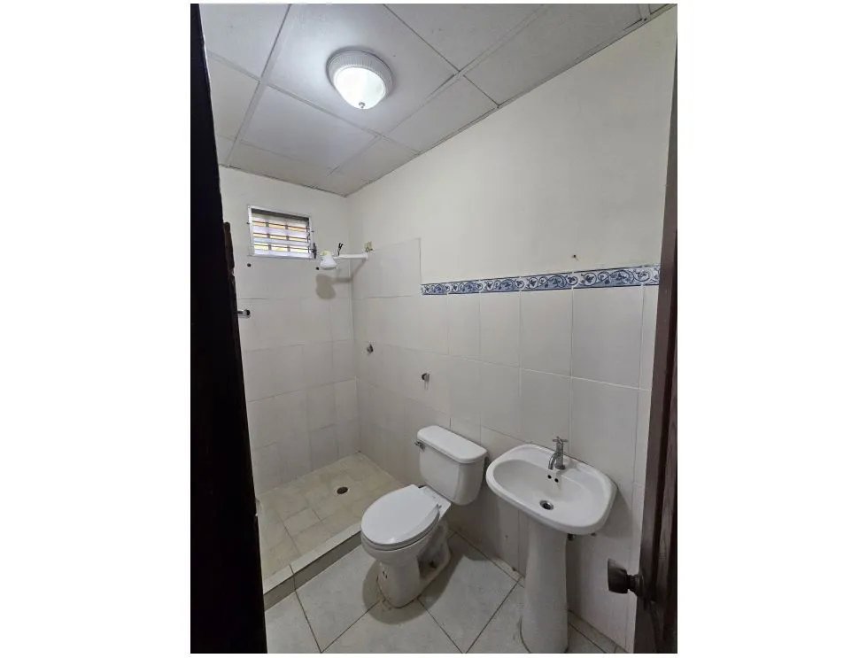 Venta de casa en residencial el mesón, chitré