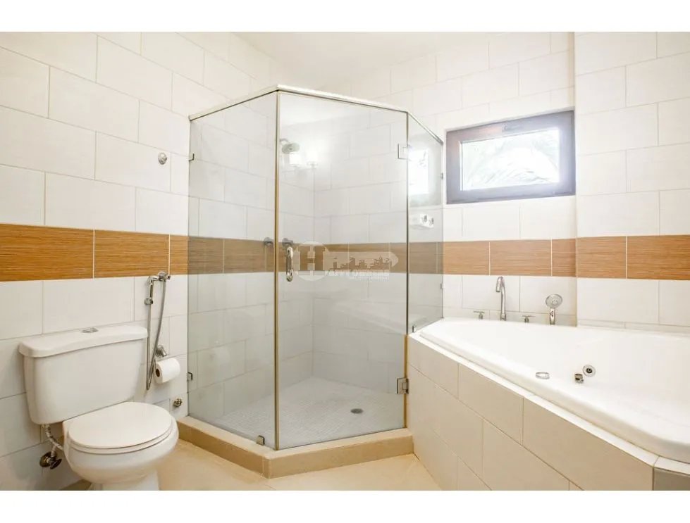 Venta de casa de playa en andromeda, pedasí