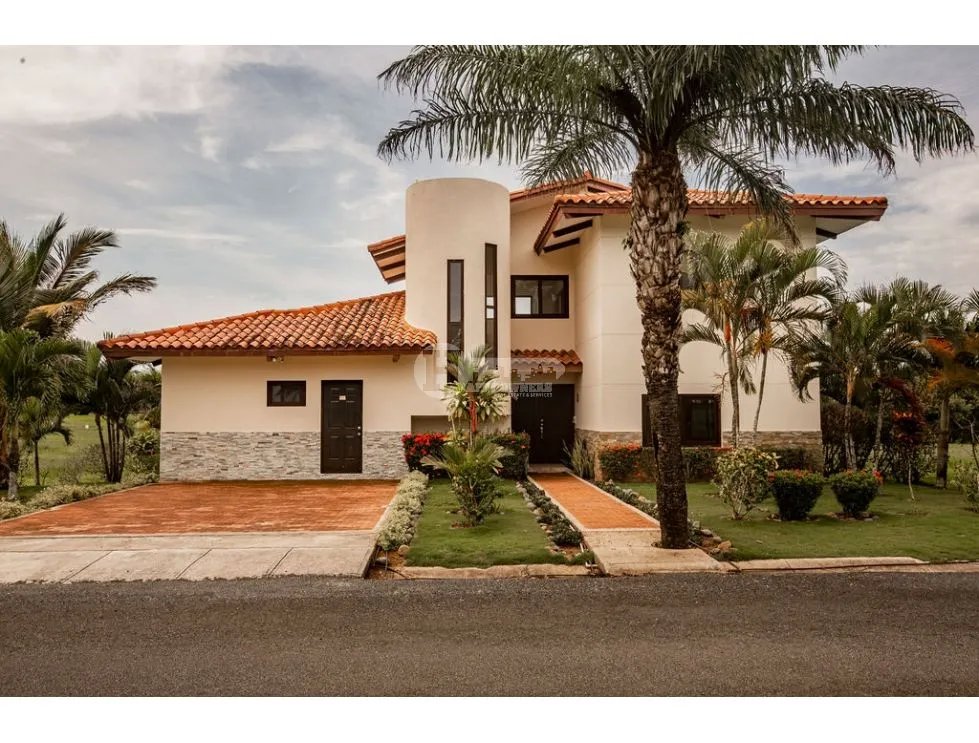 Venta de casa de playa en andromeda, pedasí