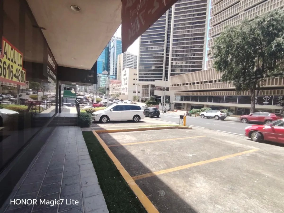 Alquiler de local en edificio central, av. samuel lewis