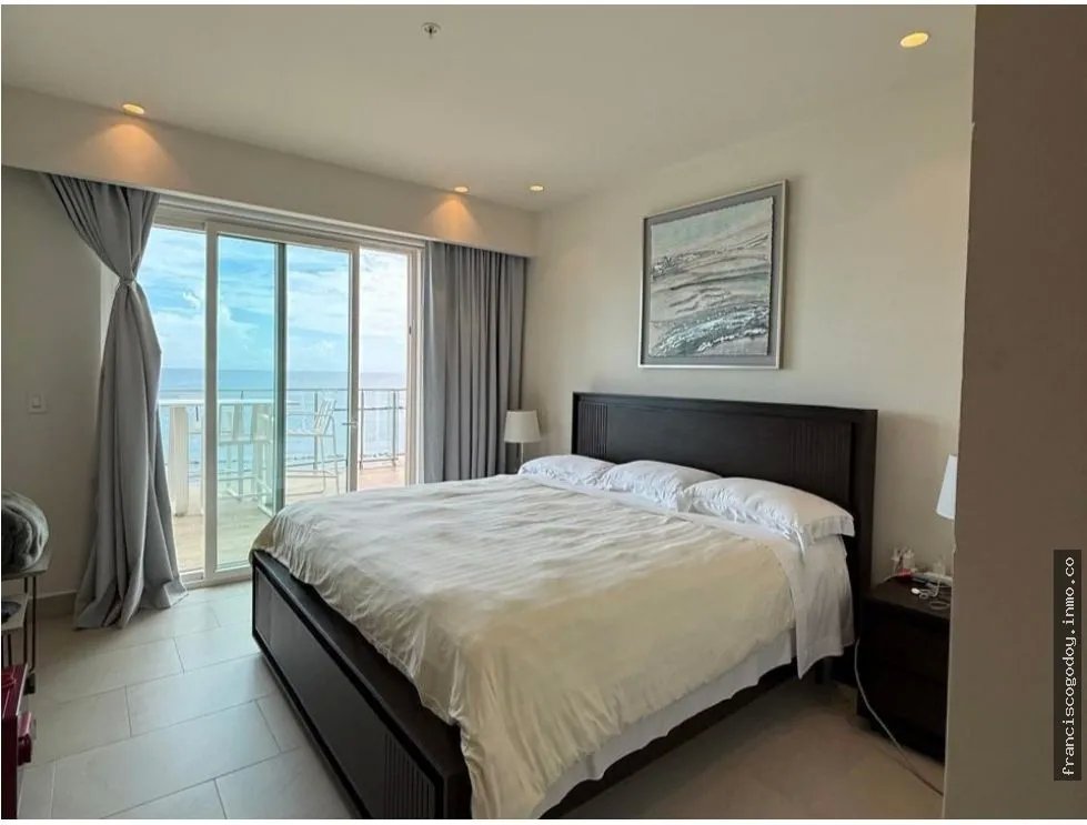 Apartamento en venta en playa escondida