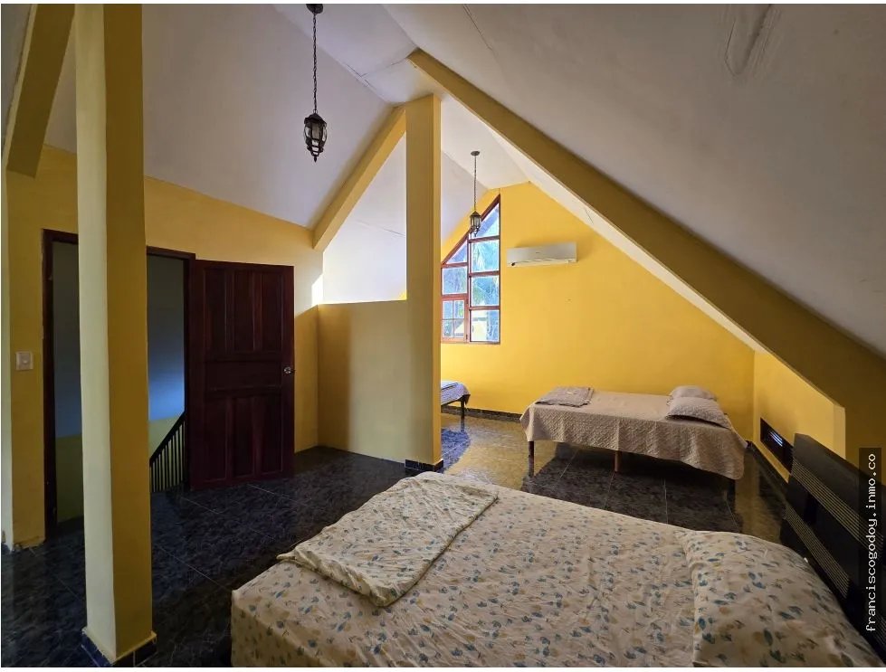 Venta de casa y terreno en villa cárdenas, las cumbres
