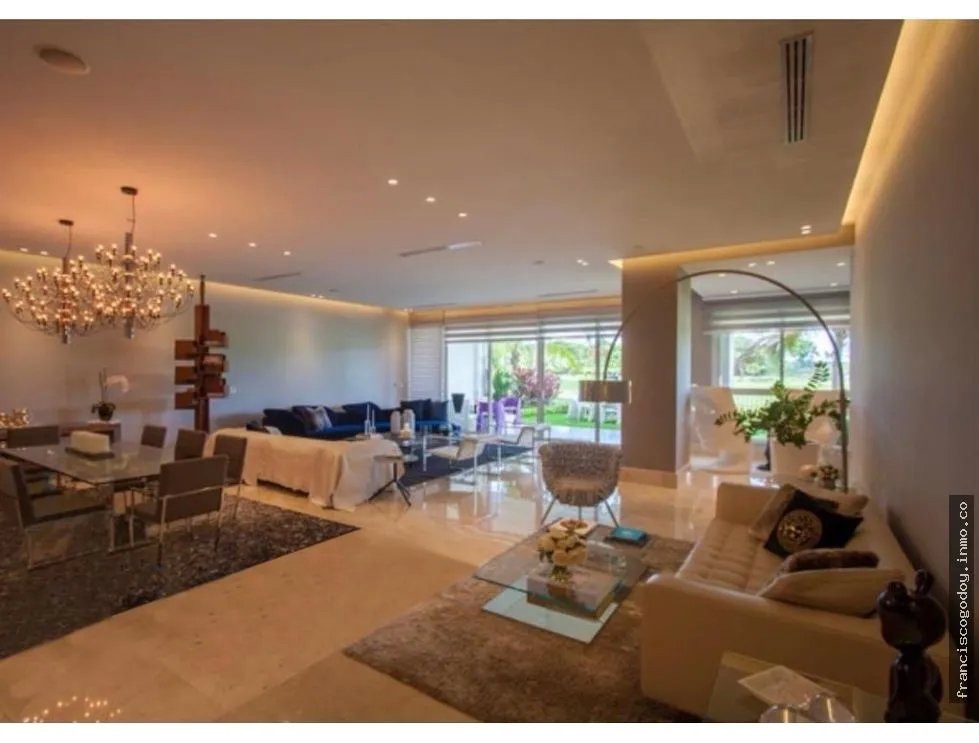 Venta de apartamento en santa maría