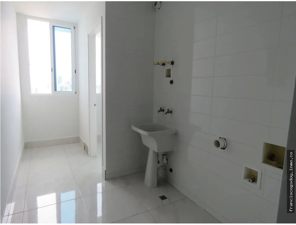 Alquiler de apartamento en edison park, betania