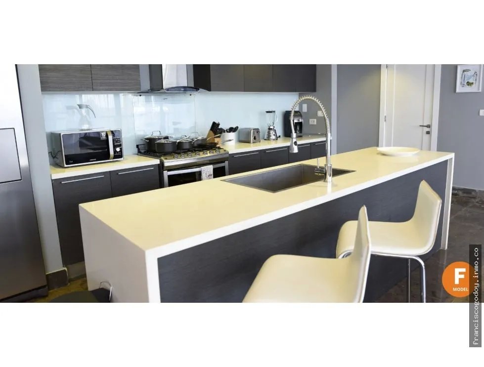 Venta de apartamento en avenida balboa