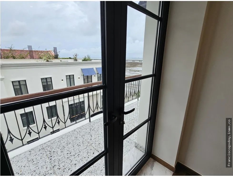 Apartamento en venta en el casco antiguo, santa familia
