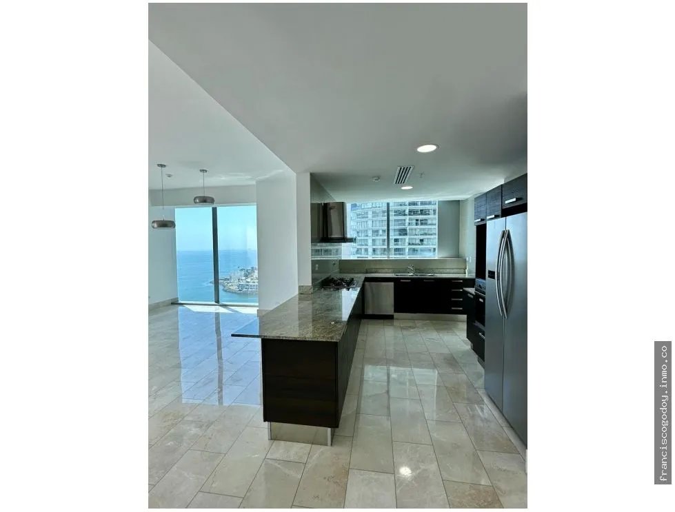 Alquiler de apartamento de lujo en punta pacífica