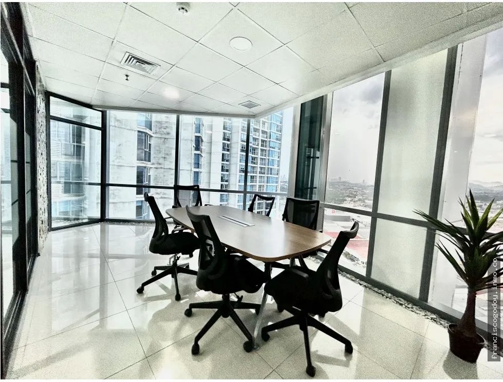 Alquiler de oficina en el financial park, costa del este