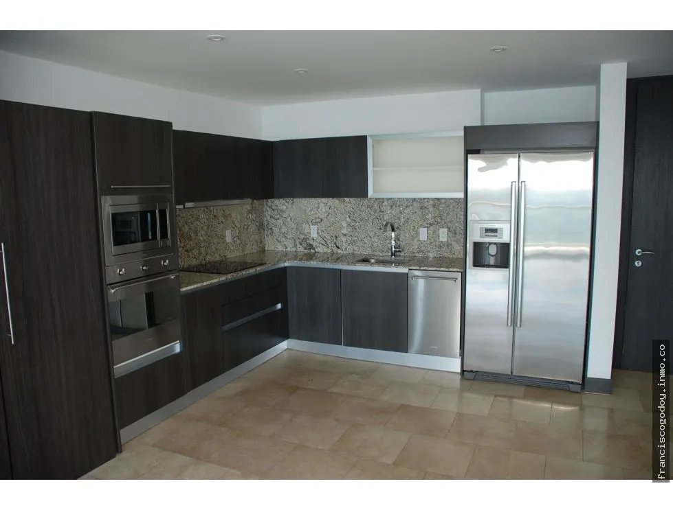 Venta de apartamento en ph toc, punta pacífica