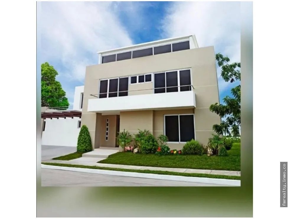 Venta de casa en villa sur, costa sur