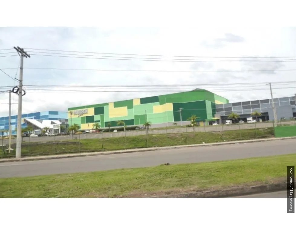 Venta de local comercial en centro comercial megamall, 24 de diciembre