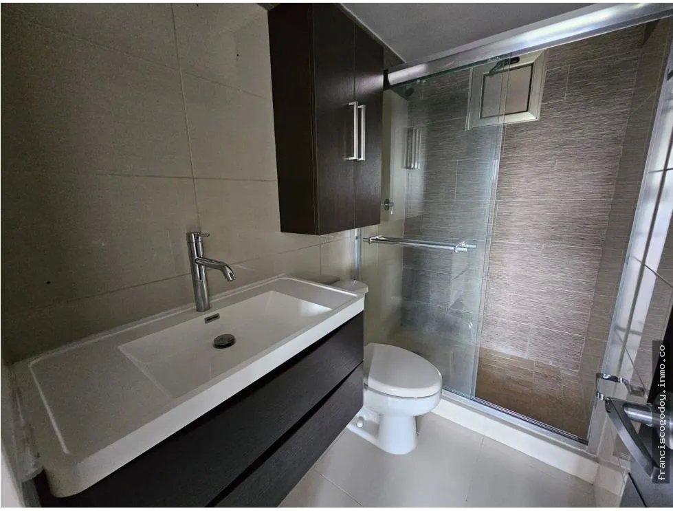 Se vende apartamento en ph woodlands, panamá pacífico