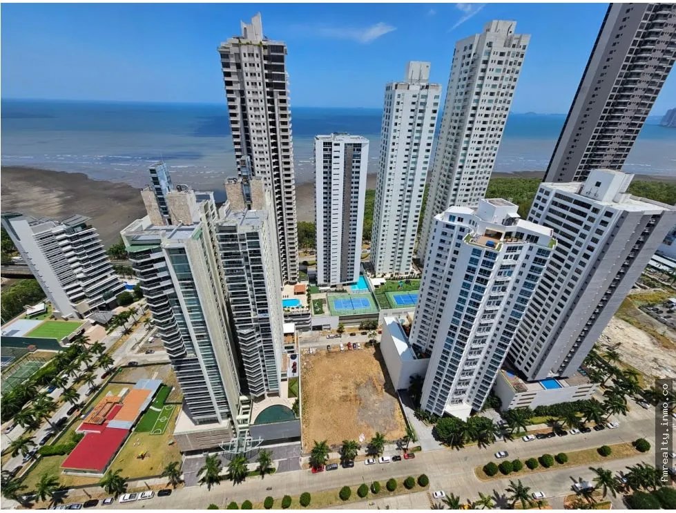 Venta de apartamento en costa del este