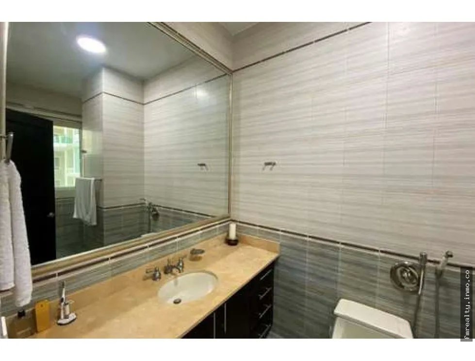 Se vende apartamento en el venetian tower