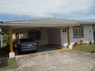 14119 - Chitré - casas