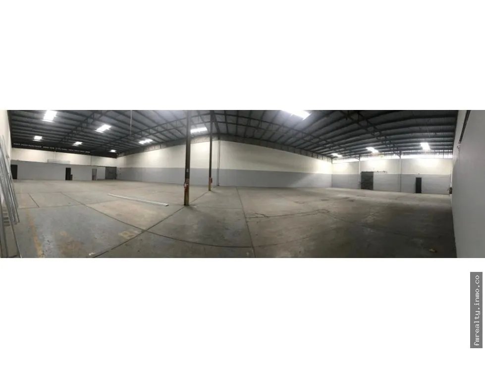 Se alquila galera en la loceria fg