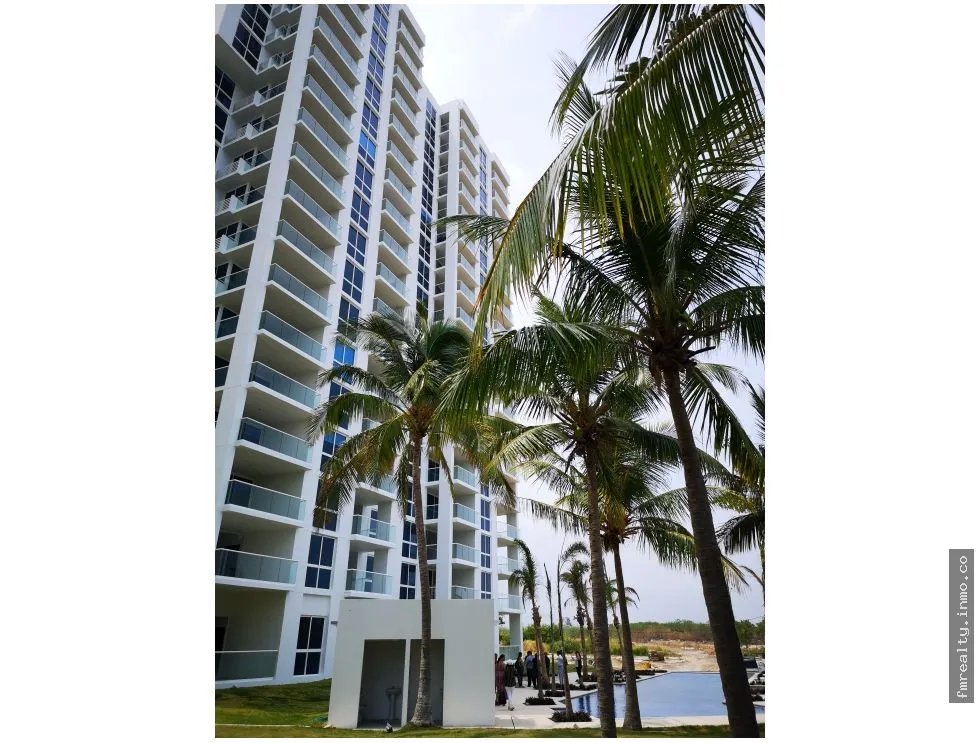 Se vende apartamento en playa blanca ocean ii
