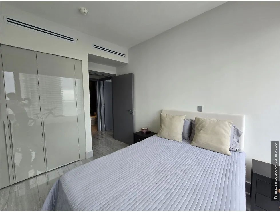 Apartamento en venta  avenida balboa