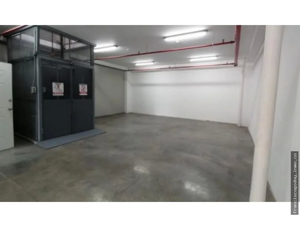 Venta de bodegas en panamá viejo