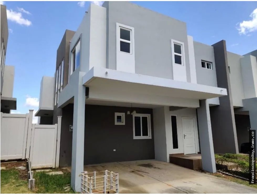 Casa en venta en ernesto córdoba campos