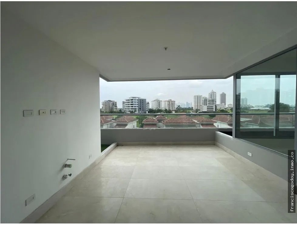 Apartamento en venta en santa maría