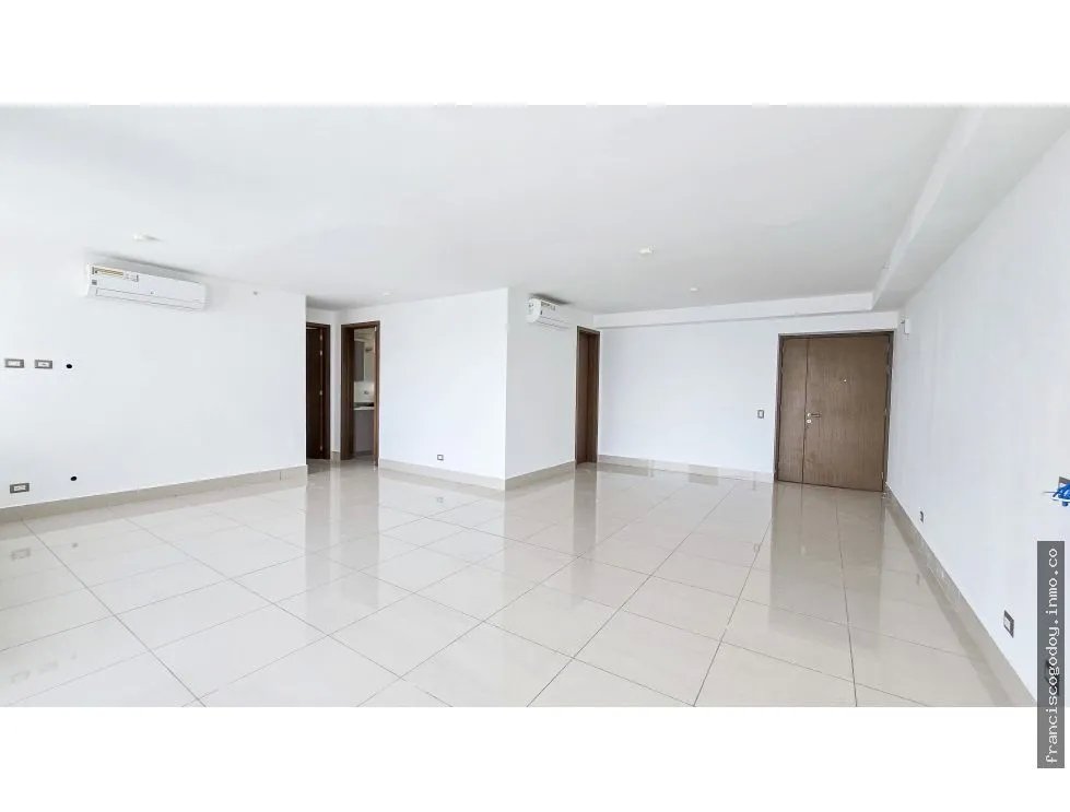 Apartamento en alquiler en costa del este