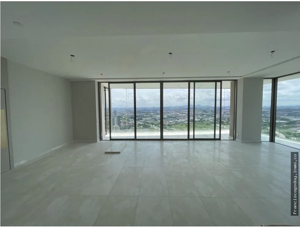 Venta de apartamento en santa maría, ciudad de panamá