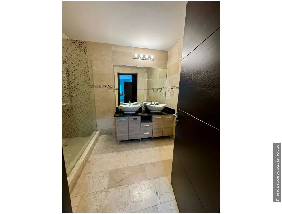 Apartamento en alquiler, punta pacífica