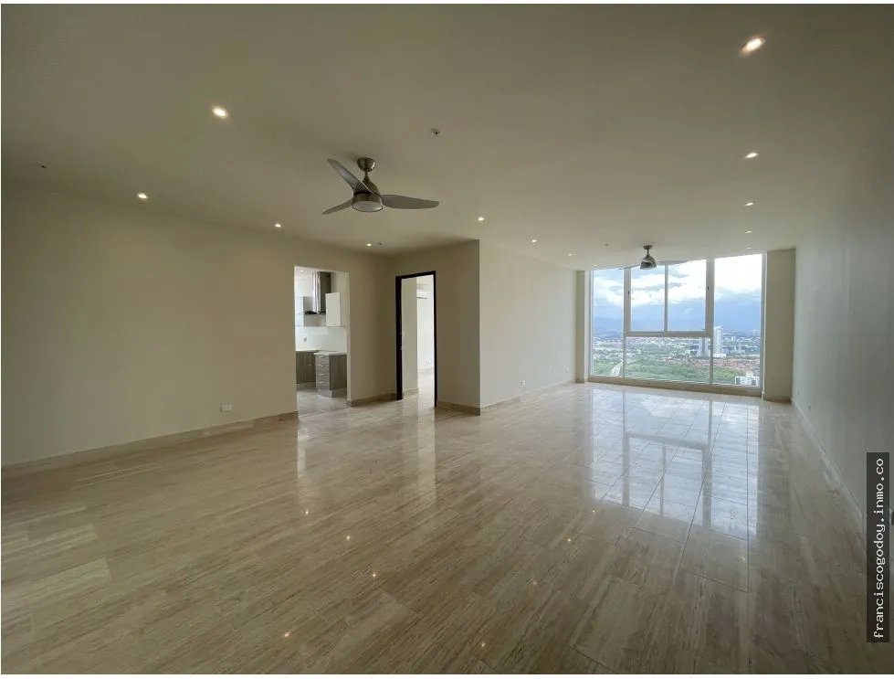 Alquiler de apartamento en costa del este