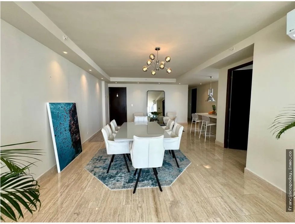 Venta de apartamento en costa del este