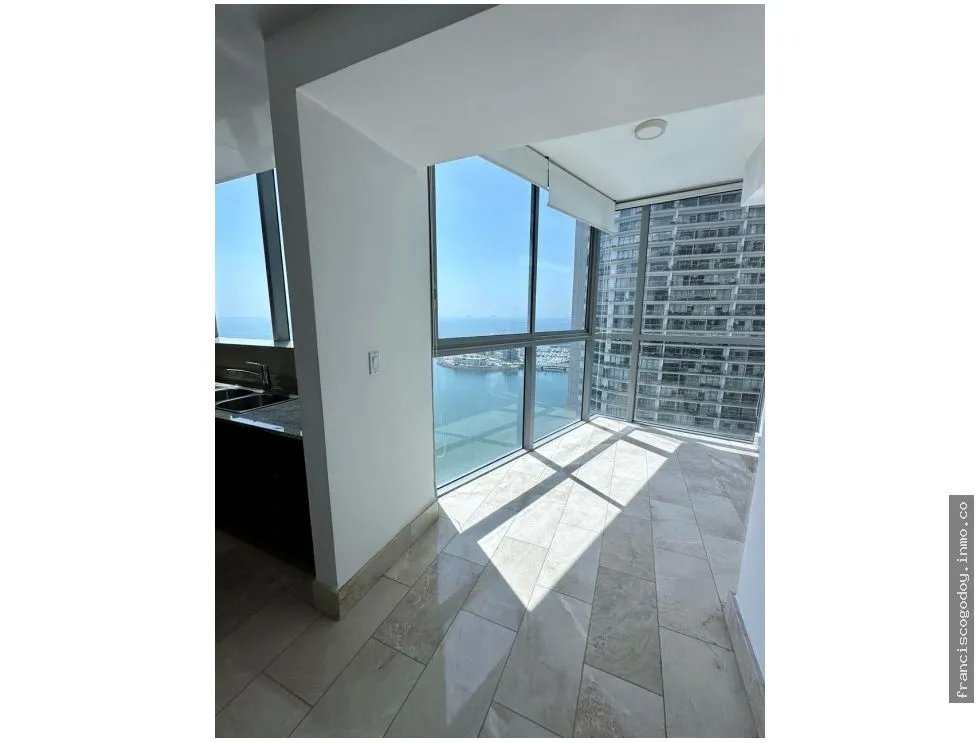 Venta de apartamento de lujo en punta pacífica