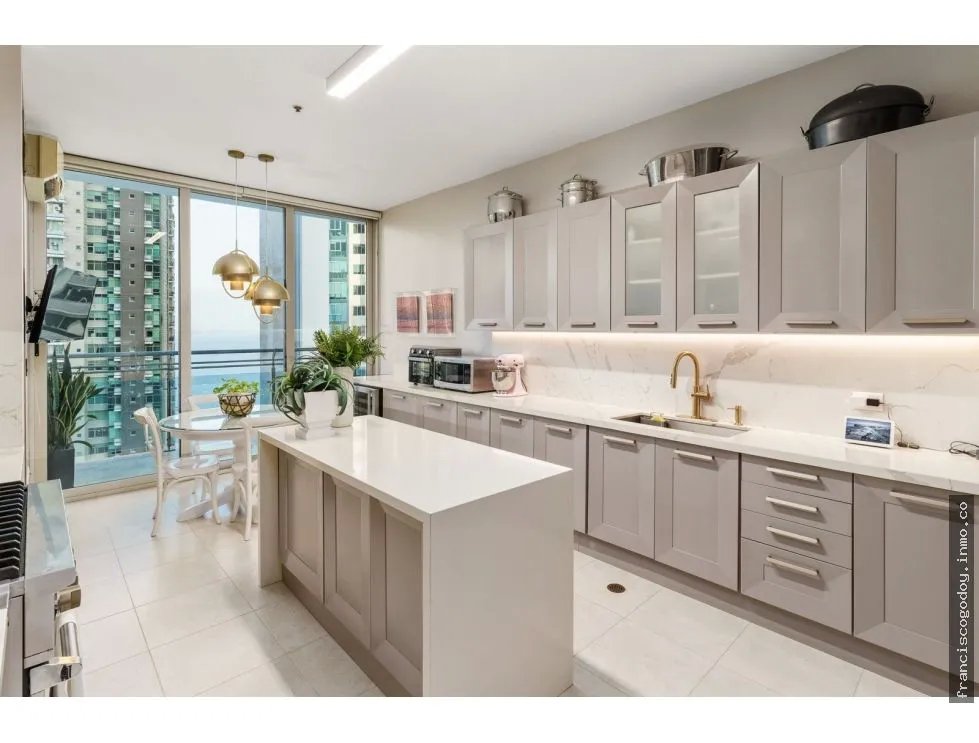 Apartamento atípico en venta en punta pacífica