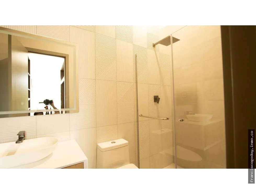 Venta de apartamento en avenida balboa
