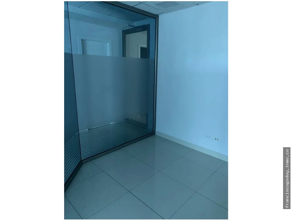 Oficinas en alquiler en un hub estratégico en vía israel