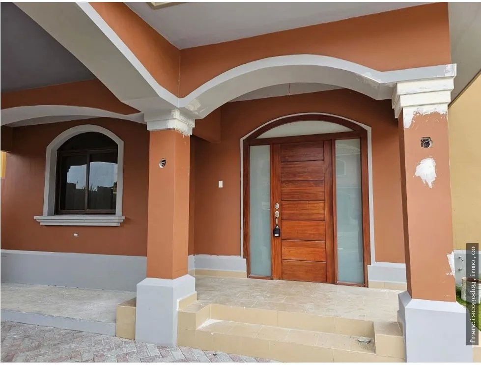 Casa en venta en el doral, costa sur