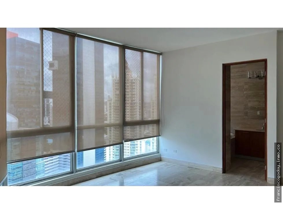 Venta de apartamento en punta pacífica