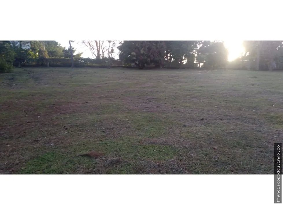 Venta de terreno en altos del maría