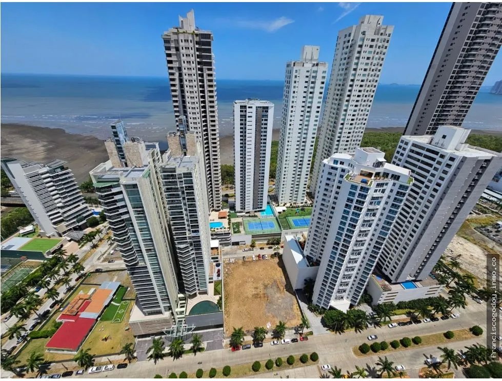 Venta de apartamento en costa del este