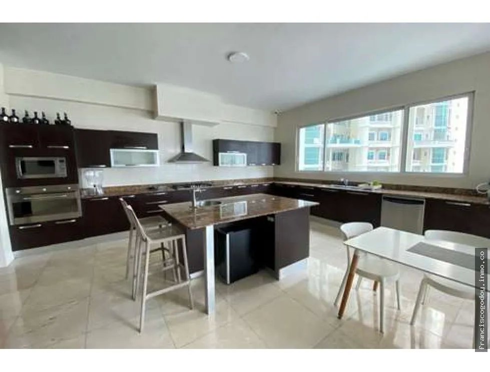 Se vende apartamento en el venetian tower