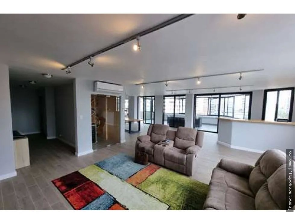 Se vende pent-house en punta paitilla